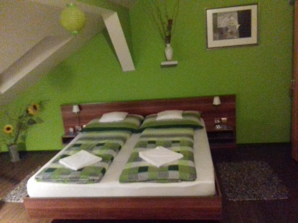 Sopron Eszter Apartman ภายนอก รูปภาพ